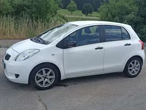 Toyota Yaris Yaris 1.0 VVT-i Cool Bild 3