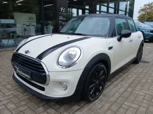 MINI Cooper 1.5 +PDC+SITZHEIZUNG+LED+8-FACH+