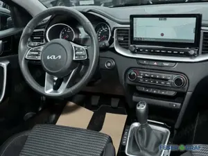 Kia Ceed / cee'd 1.5T 140 SPIRIT TECHNIK Bild 3