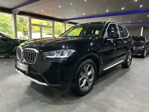 BMW X3 xDrive 20d /PANOR /LEDER / AHK/ HEAD- UP/ HK