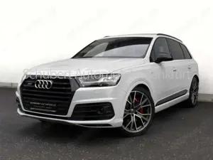 Audi SQ7 4.0 TDI quattro 7-Sitzer Pano AHK BOSE Kamera