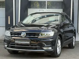 Volkswagen Tiguan Highline DSG Navi ACC Sitzheizung AHK