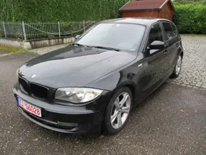 BMW 118 118d Bild 3