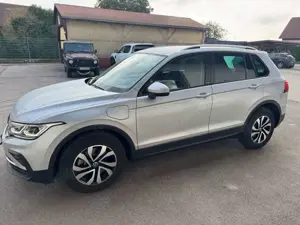 Volkswagen Tiguan 1.4 eHybrid OPF DSG Matrix LED AHK