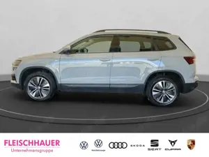 Skoda Karoq Tour 1.0 TSI Matrix-LED Pano SHZ SmartLink DAB Kli Bild 4