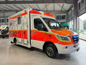 Mercedes-Benz Sprinter III 519 CDI RTW/KTW*RETTUNGSFAHRZEUG* Bild 3