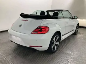 Volkswagen Beetle 1.2 TSI Club Xenon Navi Sitzheizung Bild 4