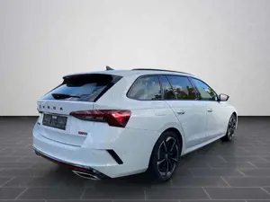 Skoda Octavia Bild 2