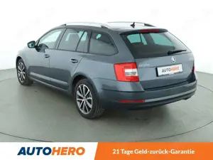 Skoda Octavia 2.0 TDI Drive Aut.*PDC*SHZ*ACC* Bild 4
