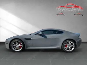 Aston Martin V8 Bild 4