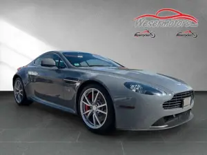 Aston Martin V8 Bild 2