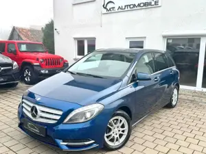 Mercedes-Benz B 180 *AHK*NAVI*Bi-XENON*TEMP*KLIMA*PDC*LEDER*