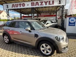 MINI One Countryman One Bild 3