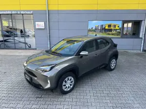 Toyota Yaris Cross Hybrid FWD/SPURH./KAMERA/8xBEREIFT