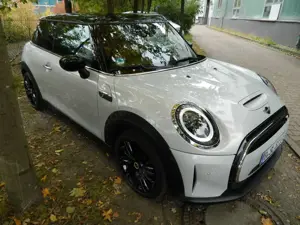 MINI Cooper SE MINI 3-TÜRER Elektro Trim S Bild 4