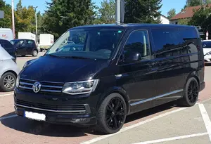 Volkswagen T6 Multivan Multivan Highline 4Motion Bild 3