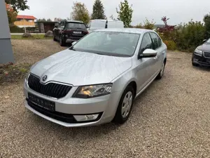 Skoda Octavia Lim. Ambition 1,6 TDI ,Navi,SHZ,1.HD,