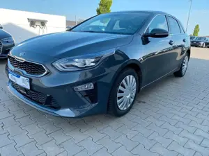 Kia Ceed / cee'd Ceed Platinum Edition|LED|NAVI|