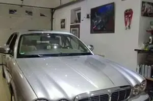 Jaguar XJ8 XJ8 4.2Sovereign 1Hd,lückenlose Jaguar Historie Bild 4