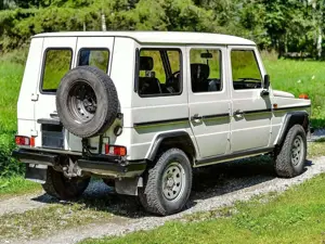 Mercedes-Benz G 240 GD W460