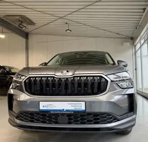 Skoda Kodiaq Selection Autom., *7-Sitzer *LED *ACC *Navi *Kamer