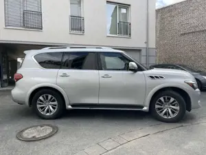 Infiniti Q80 Bild 5