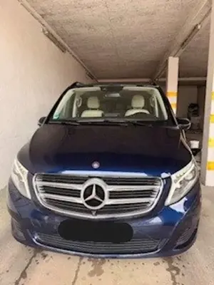 Mercedes-Benz V 250 V-Klasse Diesel d lang 7G-TRONIC Exclusive Edition Bild 1