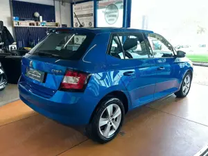 Skoda Fabia Ambition 1.HAND/SHZ/PDC/MEDIA-IN Bild 5