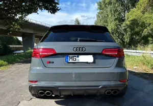 Audi S3 TFSI, S tronic, Virtual Cockpit, Black Edition Bild 4
