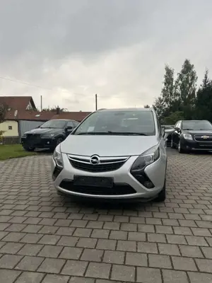 Opel Zafira Tourer Drive