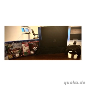 Playstation 4 Pro 1 TB mit Zubehör 