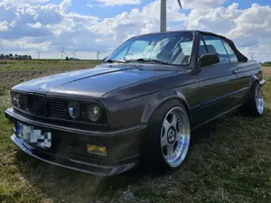 BMW 320 3er 320i Bild 2