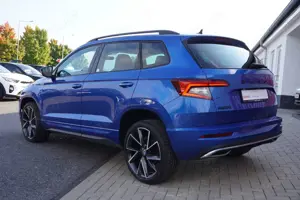 Skoda Karoq 1.5 16V TSI Sportline DSG LED Navi PDC AHK Bild 3