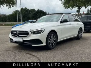 Mercedes-Benz E 300 de 9G Distr Nav LED Kam Widescre TotWi PANO