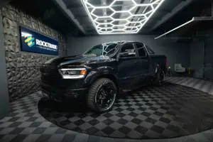 Dodge RAM 5.7 V8 HEMI 4x4 OFFROAD Night-Paket LONGBED