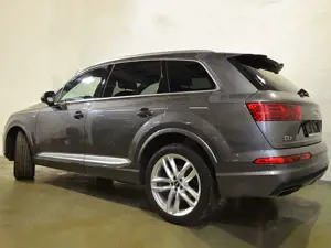Audi Q7 50 TDI quattro S-Line Ext. *21Z Stadt Tour* Bild 3