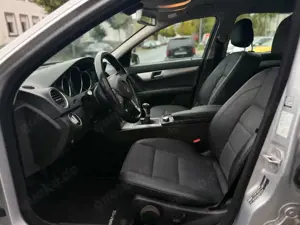 Mercedes-Benz C 180 C 180 T Edition C CGI / TÜV-OKT.2026/2.HAND Bild 4