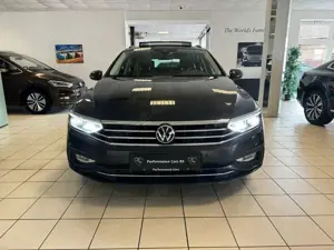 Volkswagen Passat Variant Matrix/Pano/360°/Virtuell/ACC Bild 2