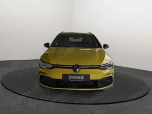 Volkswagen Golf Variant VIII 2.0TSI DSG R-Line LED Navi Rear View ACC