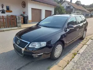 Volkswagen Passat Variant EURO6 2.0 Blue TDI DPF DSG Sportline Bild 2