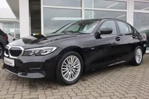 BMW 320 d Limousine Sport Line/DAB/WLAN/Shz/Sportsitz