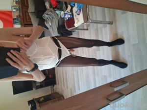 devota Sklave 62 sucht einen ihn von 40 bis 80 in Köln oder NRW