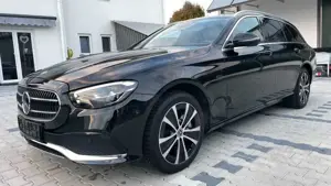 Mercedes-Benz E 300 E300*de*T*Plug-in-Hybrid*FULL*Distronic+*Spur-A*