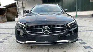 Mercedes-Benz E 300 E300*de*T*Plug-in-Hybrid*FULL*Distronic+*Spur-A* Bild 2