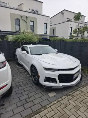Chevrolet Camaro Coupe 2.0 Aut.