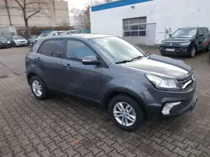 SsangYong Korando 2.2 TD, 2WD, AHK 2.000 KG, Sitzheizung Bild 3