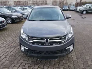 SsangYong Korando 2.2 TD, 2WD, AHK 2.000 KG, Sitzheizung Bild 2