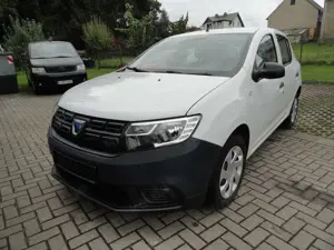 Dacia Sandero Essentiel