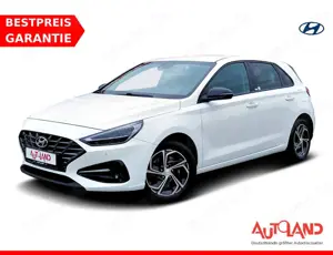 Hyundai i30 1.5 Intro LED Navi Sitzheizung Tempomat