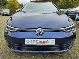 Volkswagen Golf VIII Life 1.5 TSI LED Navi Panoramadach